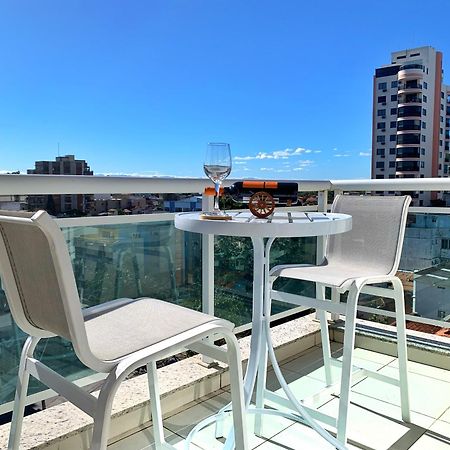 Flat Exclusivo No Hotel Ramada Macae, Smartv, Wifi 512Mbps, Piscina E Garagem Εξωτερικό φωτογραφία